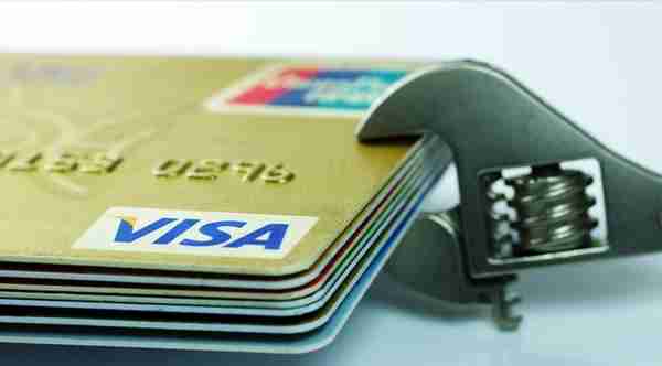 信用卡新规出台，银行花大力气整顿，你还会考虑用卡吗？